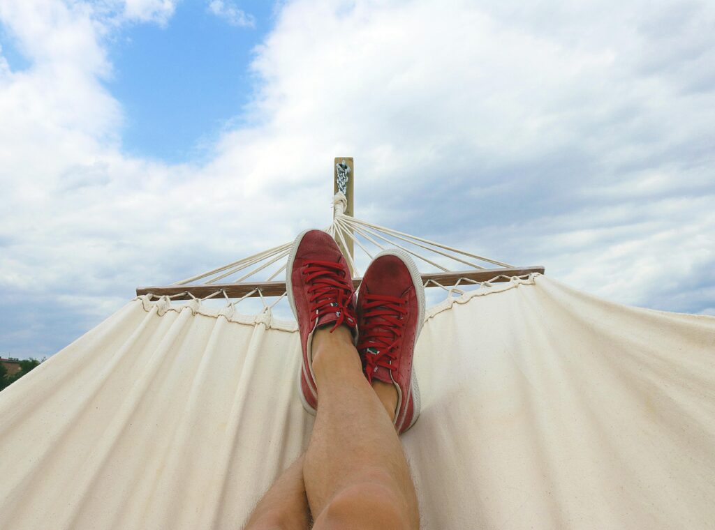 Woman on a hammock, showing only the feet